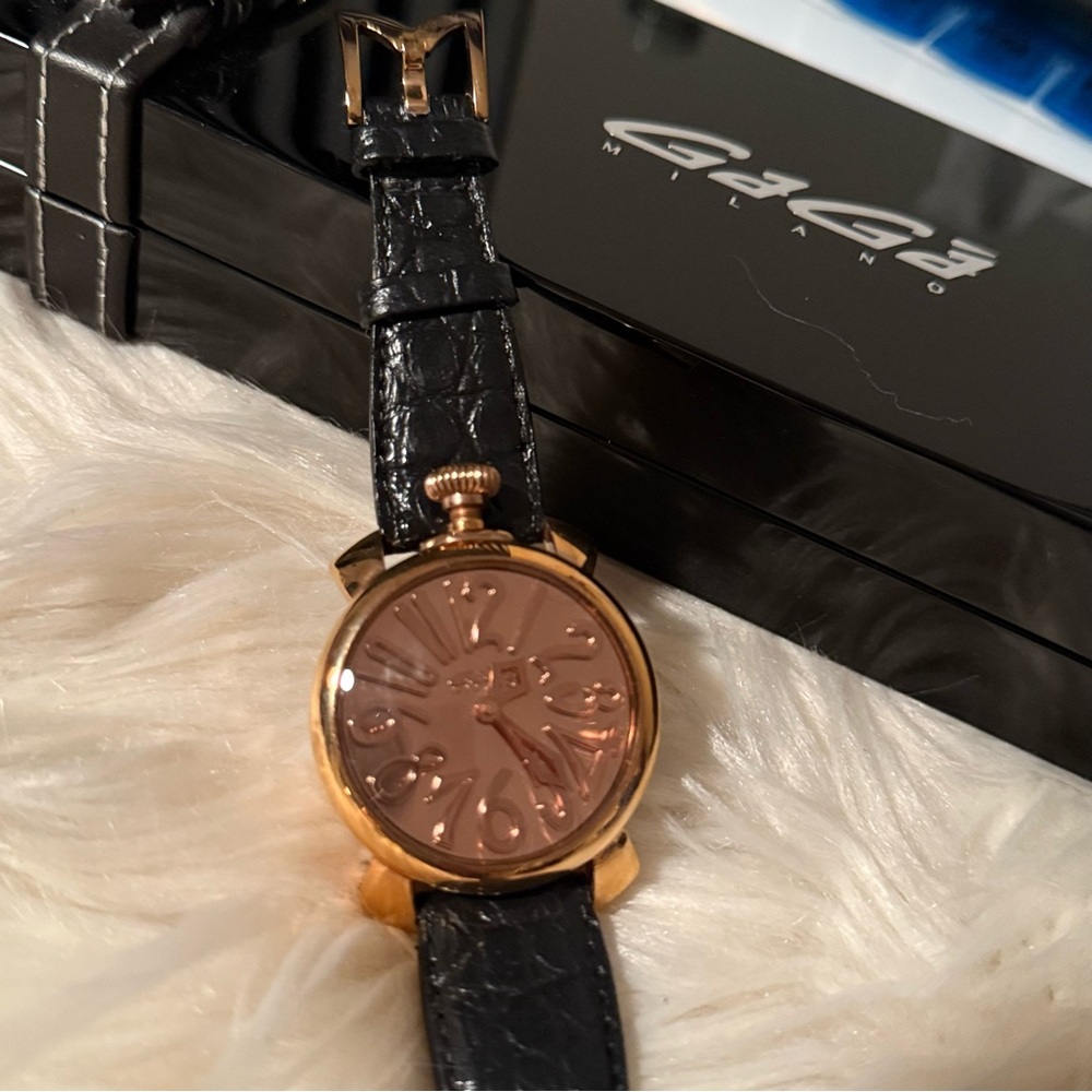 GaGa Milano Women's Rose Gold Watch